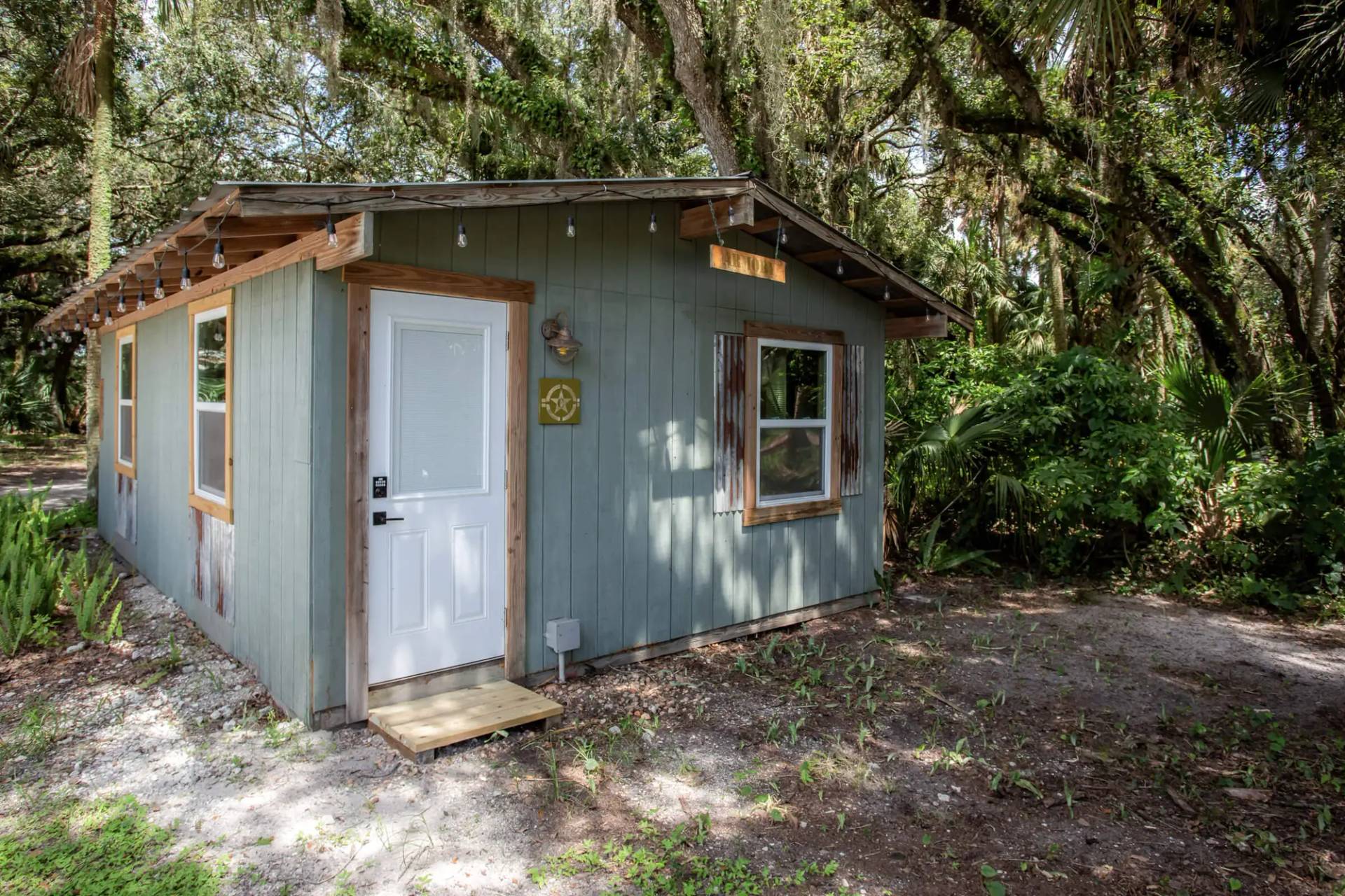 Charlie Cabin